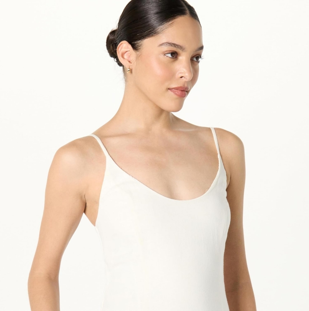 White Luna Scoop Neck Linen Maxi Dress - Picture 4 of 4